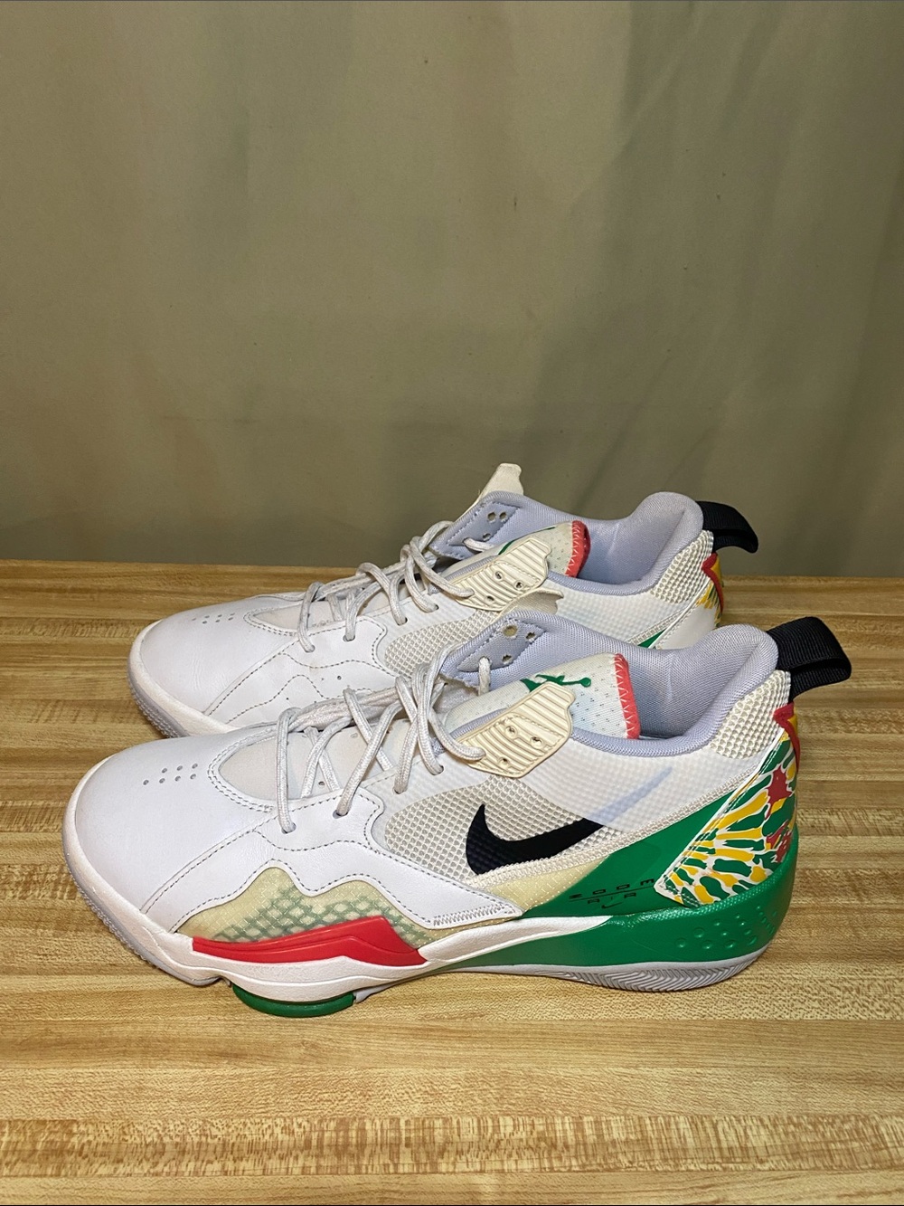 Jordan Zoom 92 White Lucky Green Dark Sulfur basketball shoes Sz 11